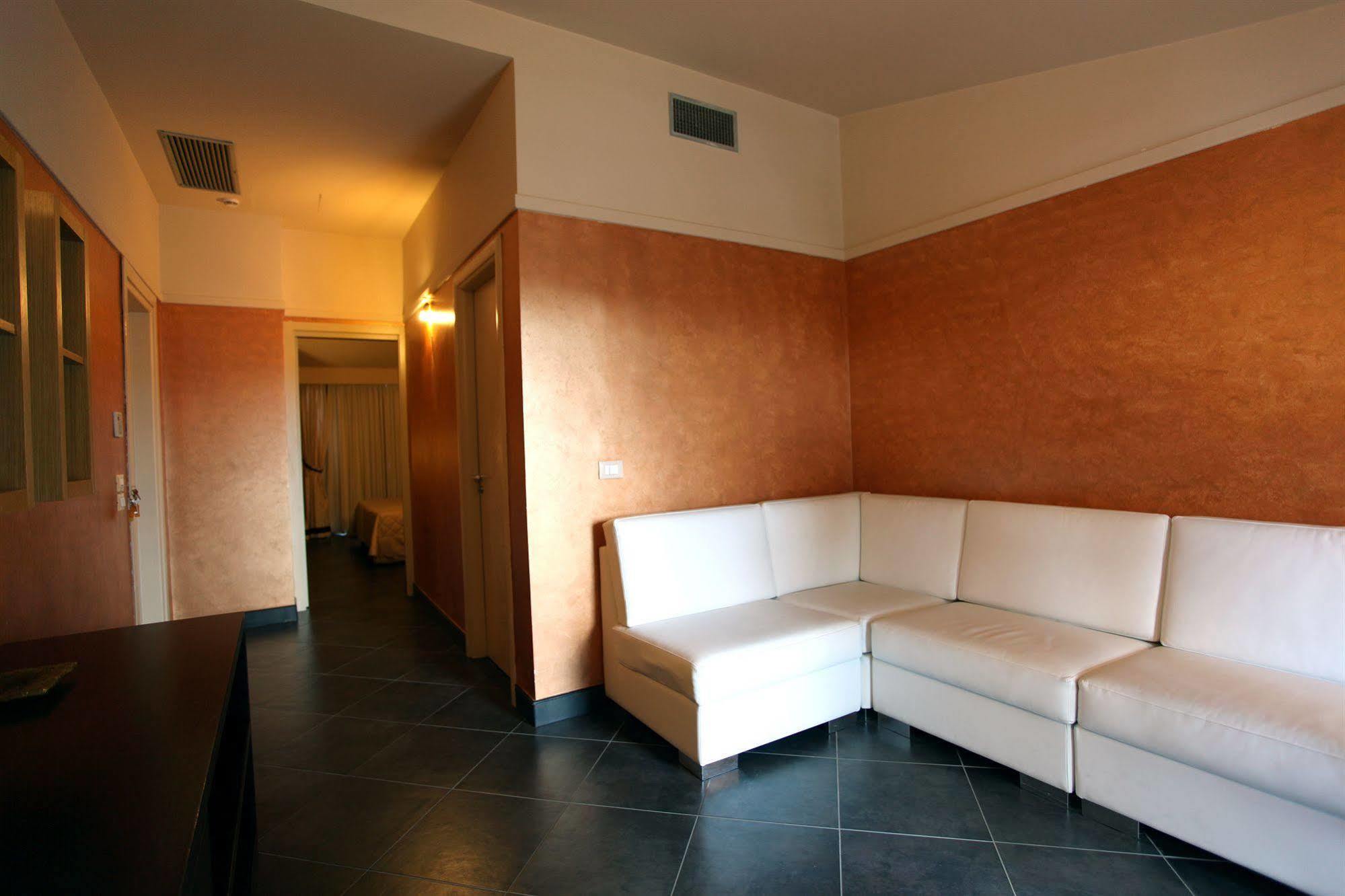 Briganti Hotel 3*