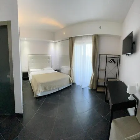 Hotel Briganti Qualiano Exterior photo