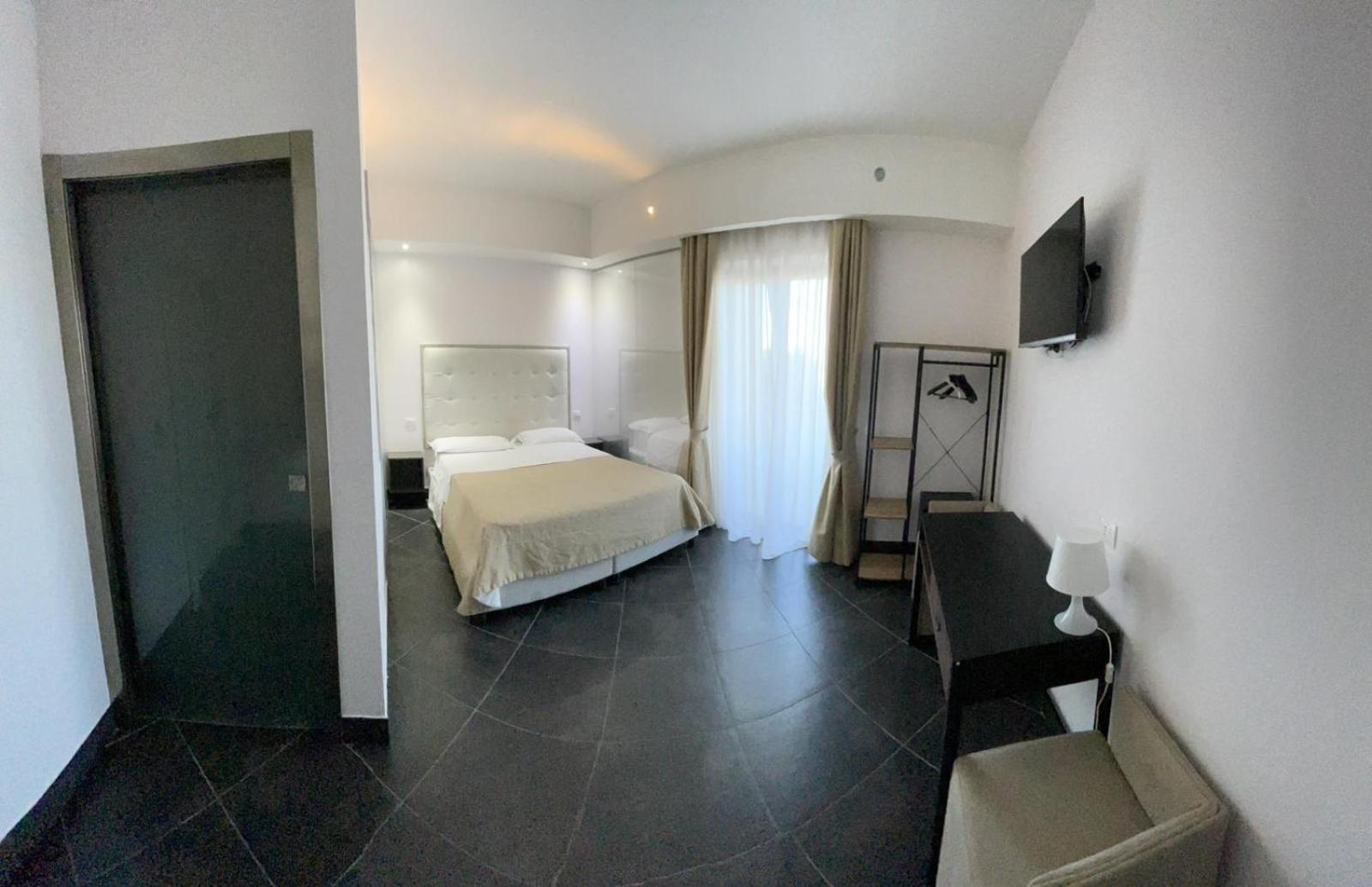 Briganti Hotel